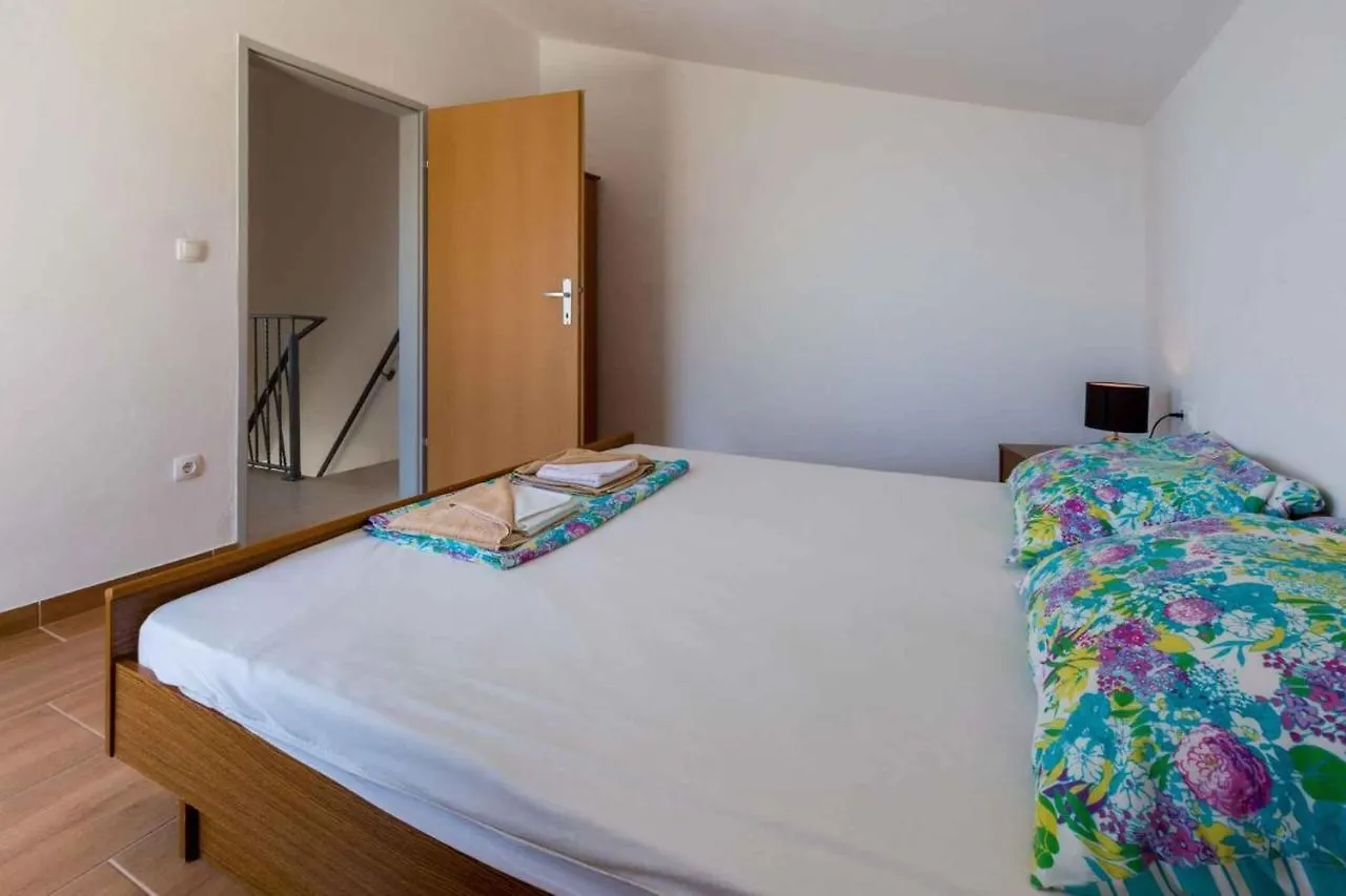 One-Bedroom Apartment Crikvenica Near Sea 9 Klanfari