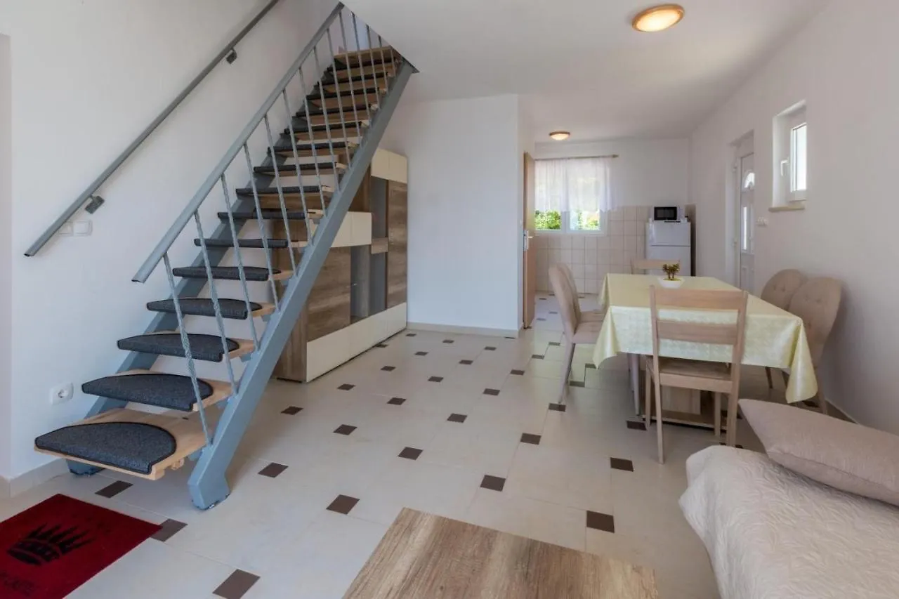 One-Bedroom Apartment Crikvenica Near Sea 9 Klanfari